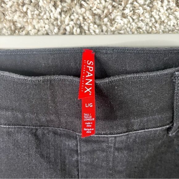 Spanx Jeans Women’s LT Black Pull On Cropped Skinny with Frayed Raw Edge Hem - Picture 2 of 7